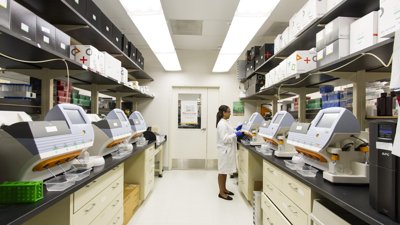 Molecular medicine research at AIMM